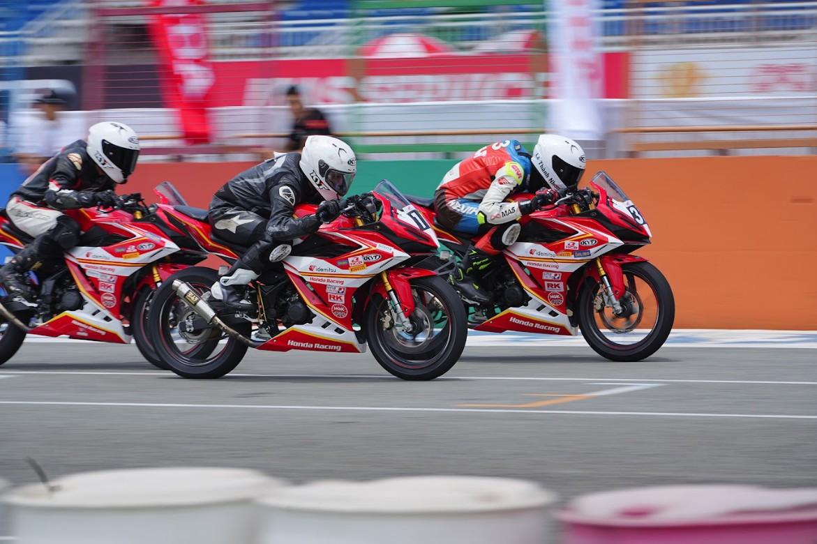 Chặng 2 VMRC 2023: Những thay đổi thú vị cùng những màn tranh đua nghẹt thở cbr-150r.jpg