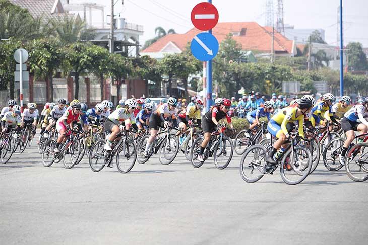 cyc-biwase-0803203-1.jpg