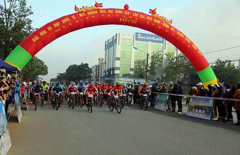 Sắp diễn ra Giải đua xe đạp “Một đường đua - hai quốc gia” năm 2023