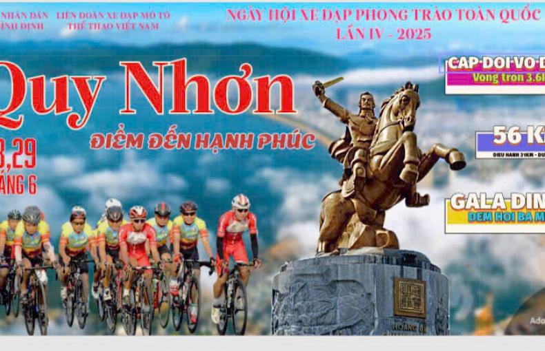 Ngày hội xe đạp phong trào toàn quốc lần thứ 4 "Quy Nhơn điểm đến của hạnh phúc"