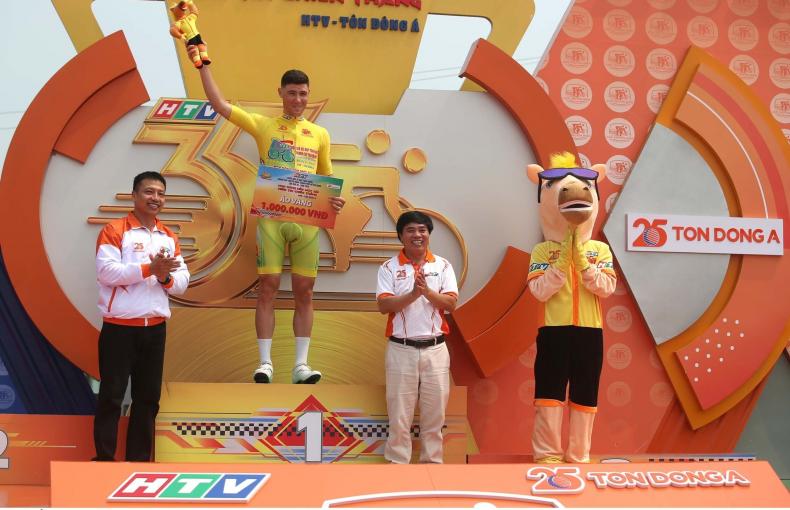 Diễn biến chặng 9 Cúp xe đạp HTV - Tôn Đông Á: Petr Rikunov đào sâu khoảng cách với các đối thủ